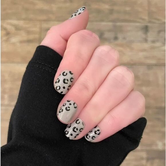 Color Street | Spot On, chic leopard design overlay nail strips - Picture 5 of 14